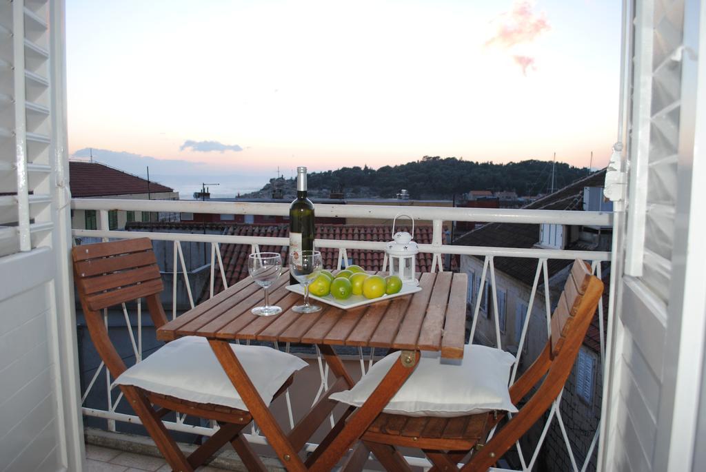 Apartment Optimist Makarska Room photo
