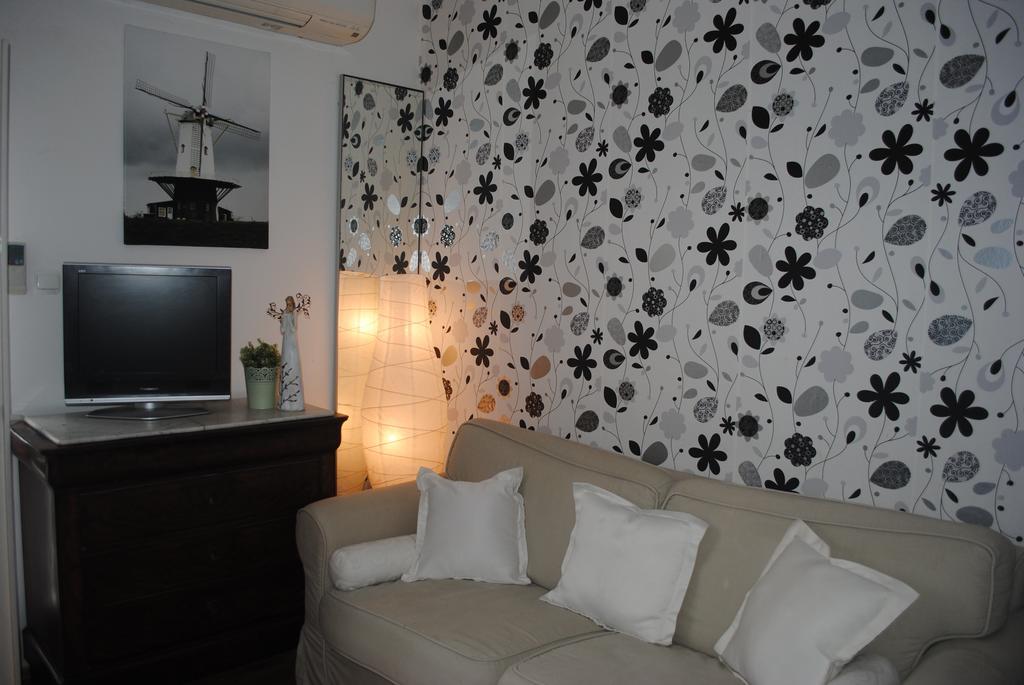 Apartment Optimist Makarska Room photo