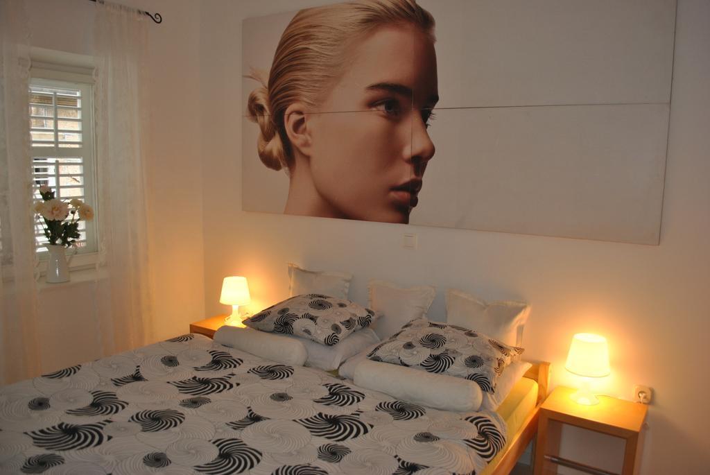 Apartment Optimist Makarska Room photo