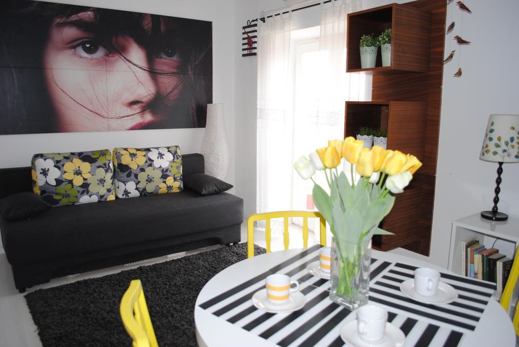 Apartment Optimist Makarska Room photo