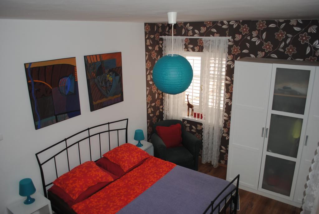 Apartment Optimist Makarska Room photo