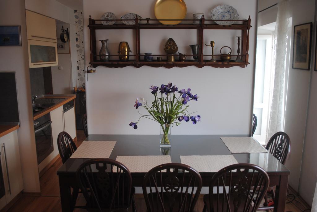 Apartment Optimist Makarska Room photo