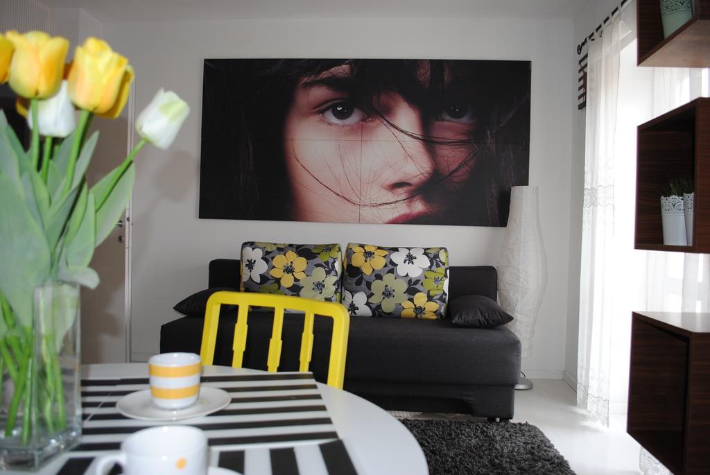Apartment Optimist Makarska Room photo