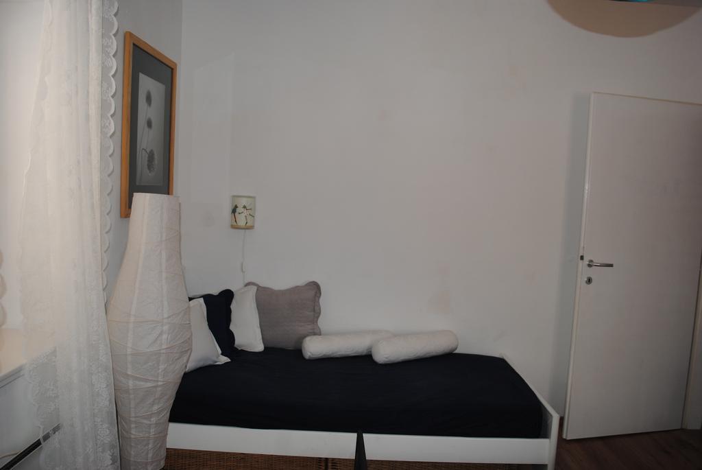 Apartment Optimist Makarska Room photo