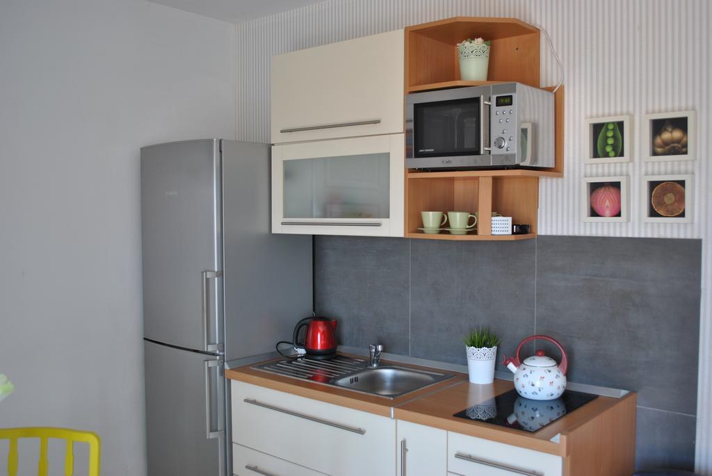 Apartment Optimist Makarska Exterior photo